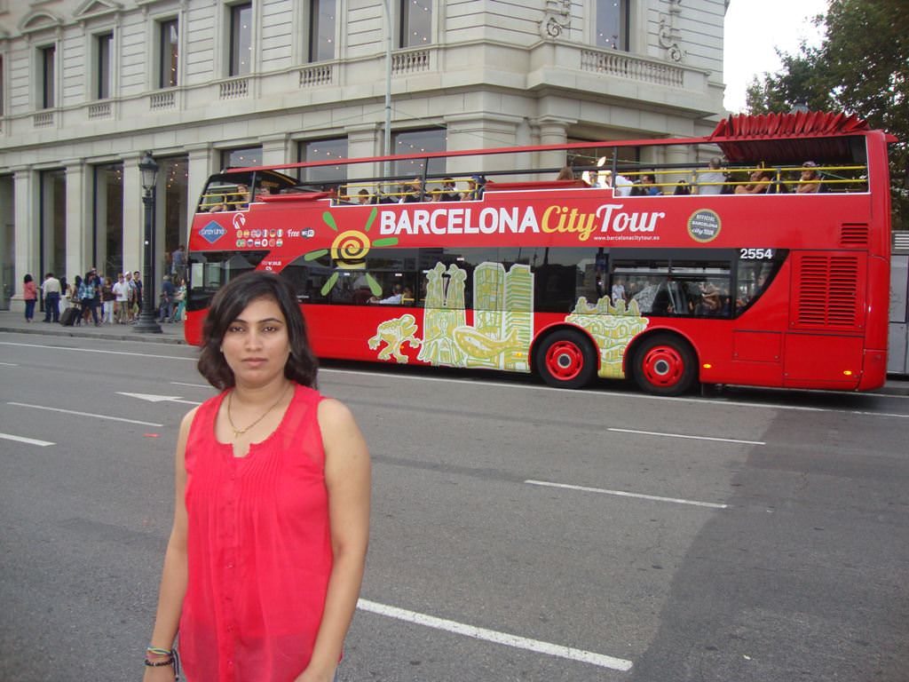 Barcelona city tour bus looks like an excellent option for Barcelona sightseeing.. This orange hop on hop off bus covers the sightseeing on east side of barcelona