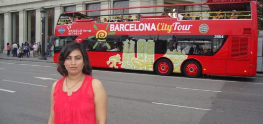 Barcelona city tour bus looks like an excellent option for Barcelona sightseeing.. This orange hop on hop off bus covers the sightseeing on east side of barcelona